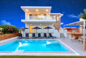 Luminosa Luxury Villa